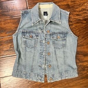 Vintage Gap Denim Vest Jacket Size XS